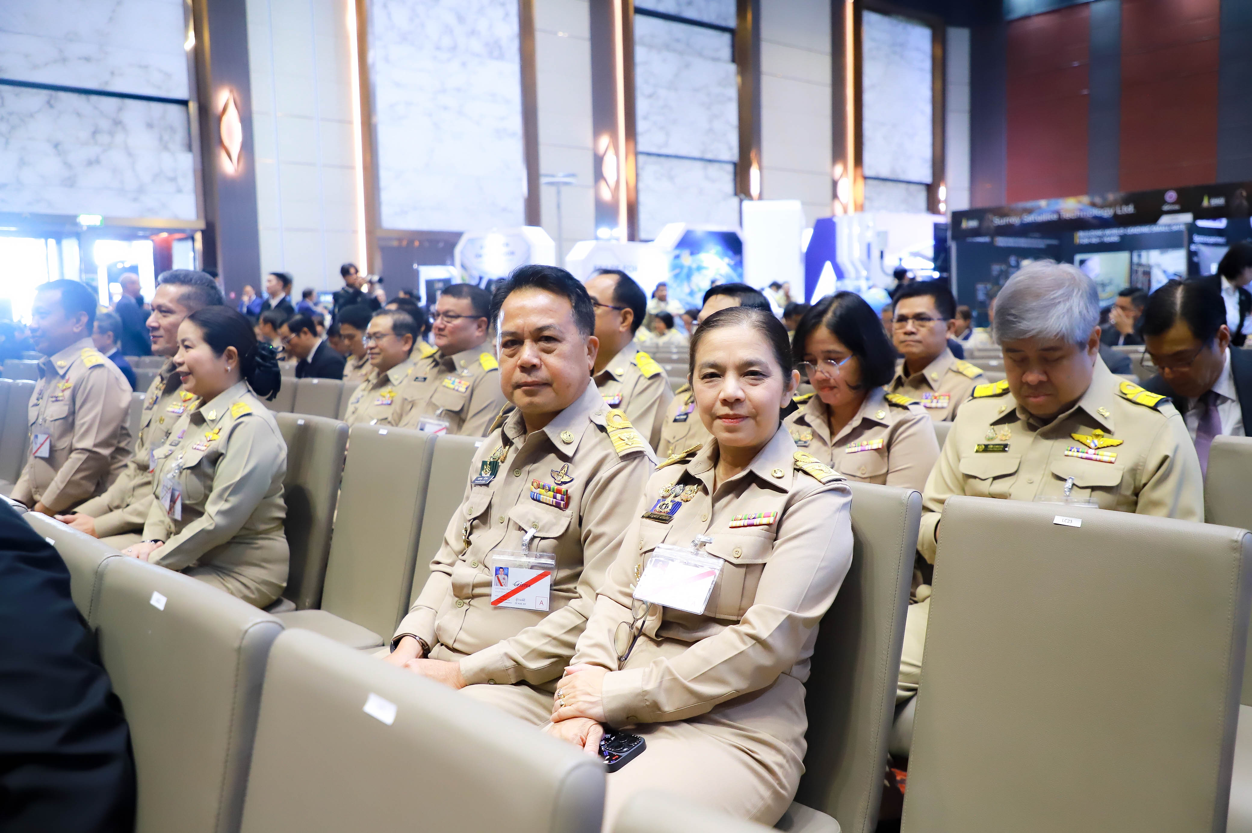 title - รองเลขาธิการ ส.ป.ก. ร่วมเฝ้าทูลละอองพระบาทรับเสด็จฯ และร่วมพิธีเปิดงาน มหกรรมด้านอวกาศแห่งชาติ